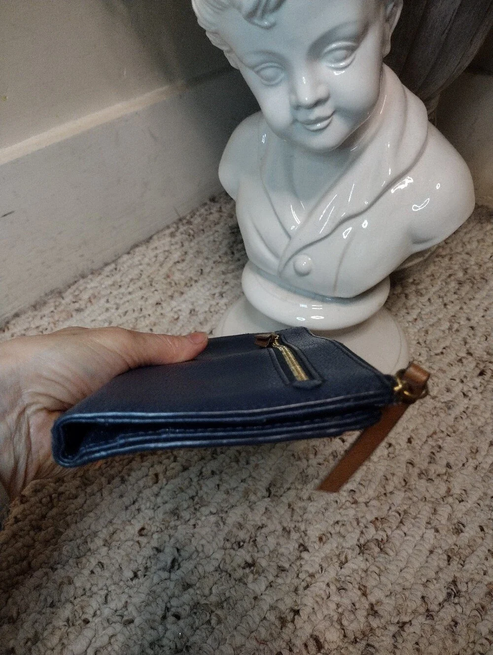 Fossil Emma Navy & Multi Abstract Floral Zip Clutch Pebbled Leather Wallet - Picture 4 of 8